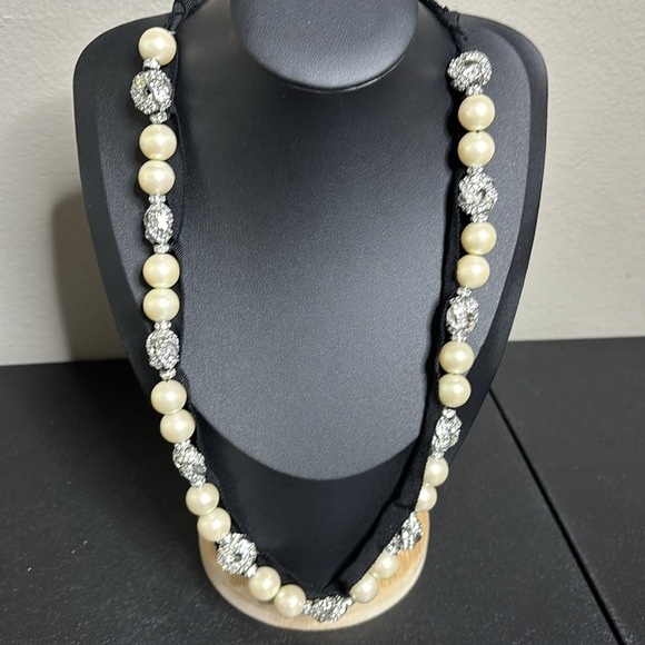 Vintage Faux Pearl Glass Rhinestone Silver Beaded Ribbon Adjustable Necklace